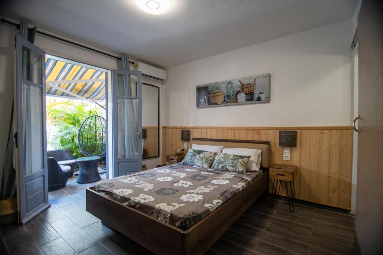 Appartements Et Chambres En Coeur De Ville Saint-Denis - Entree Autonome - Check In 14H30- Ngoại thất bức ảnh