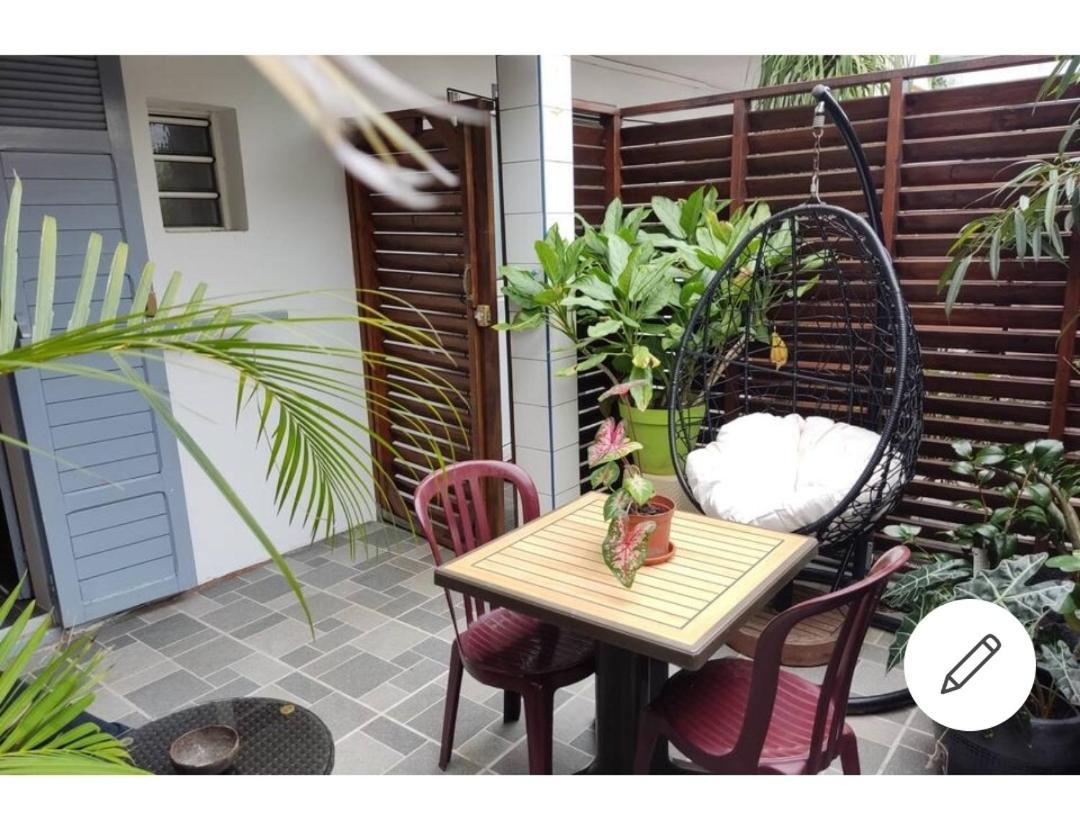 Appartements Et Chambres En Coeur De Ville Saint-Denis - Entree Autonome - Check In 14H30- Ngoại thất bức ảnh