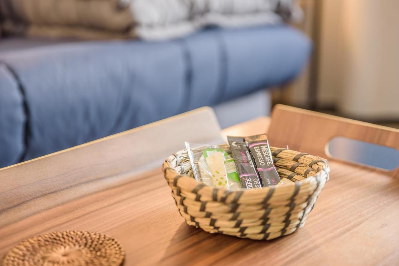 Appartements Et Chambres En Coeur De Ville Saint-Denis - Entree Autonome - Check In 14H30- Ngoại thất bức ảnh