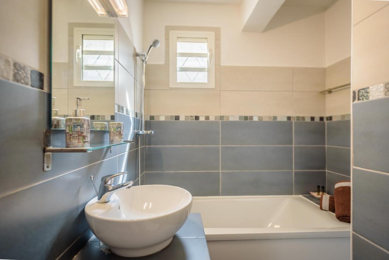 Appartements Et Chambres En Coeur De Ville Saint-Denis - Entree Autonome - Check In 14H30- Ngoại thất bức ảnh