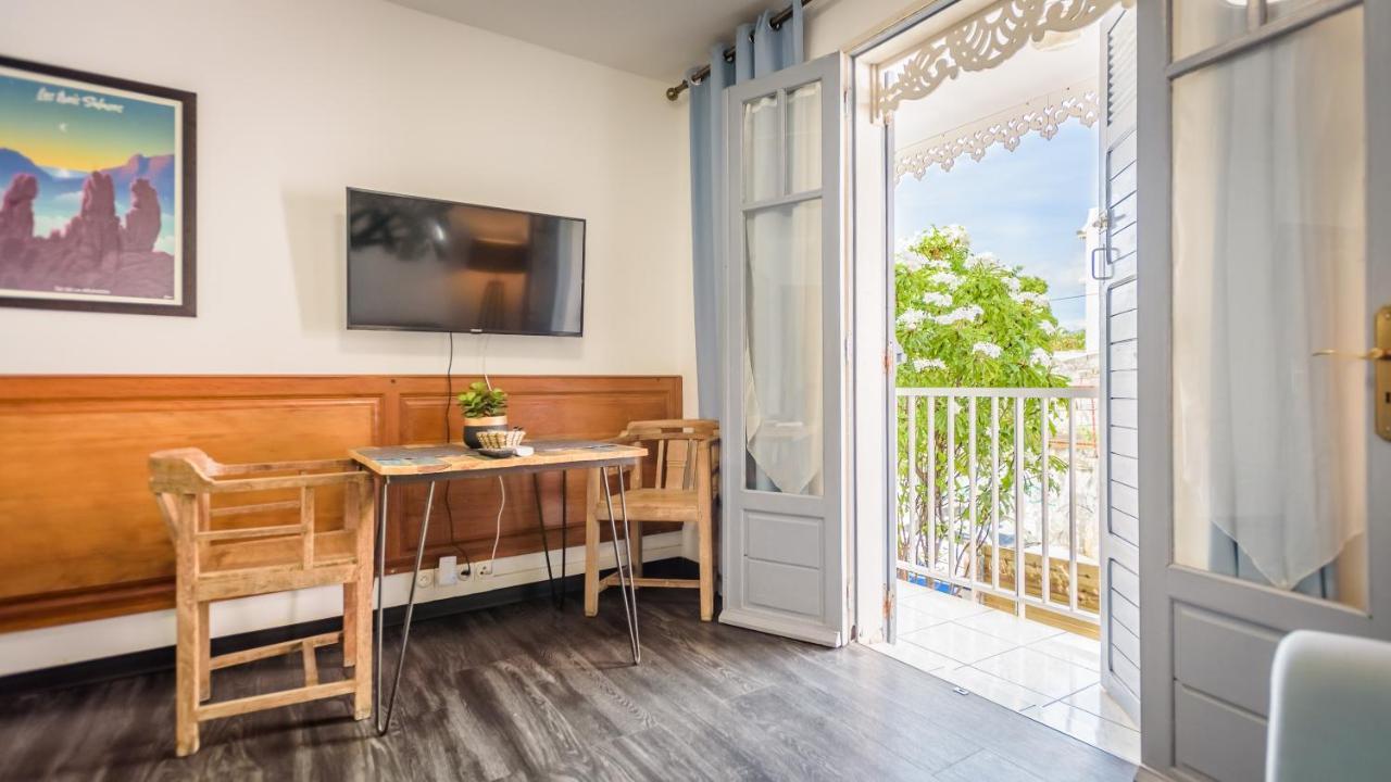 Appartements Et Chambres En Coeur De Ville Saint-Denis - Entree Autonome - Check In 14H30- Ngoại thất bức ảnh